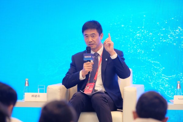 捷希缘 上海银行党委书记：普惠金融的“含科性”越来越高，对“早小硬”必须勇往直前